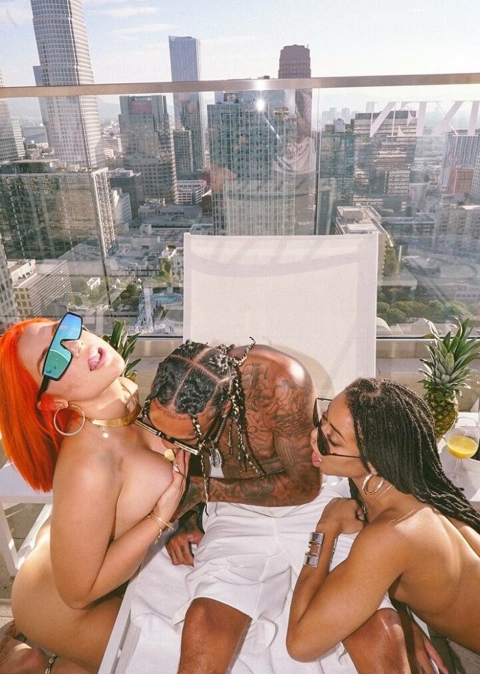ảnh Tyga onlyfans thác loạn 23