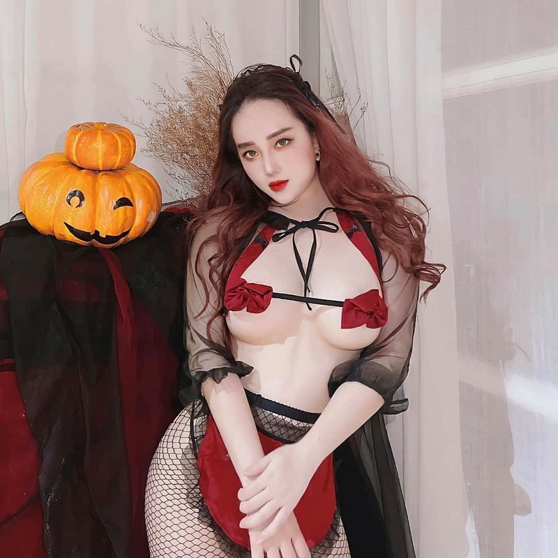ảnh nude Uyên betty onlyfans 16