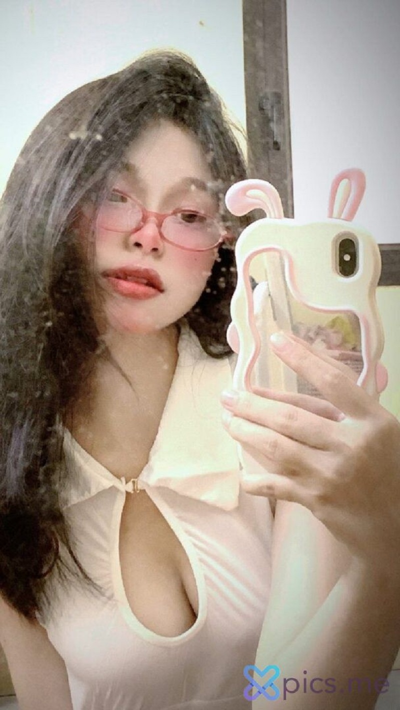 ảnh nude linh nhi 16