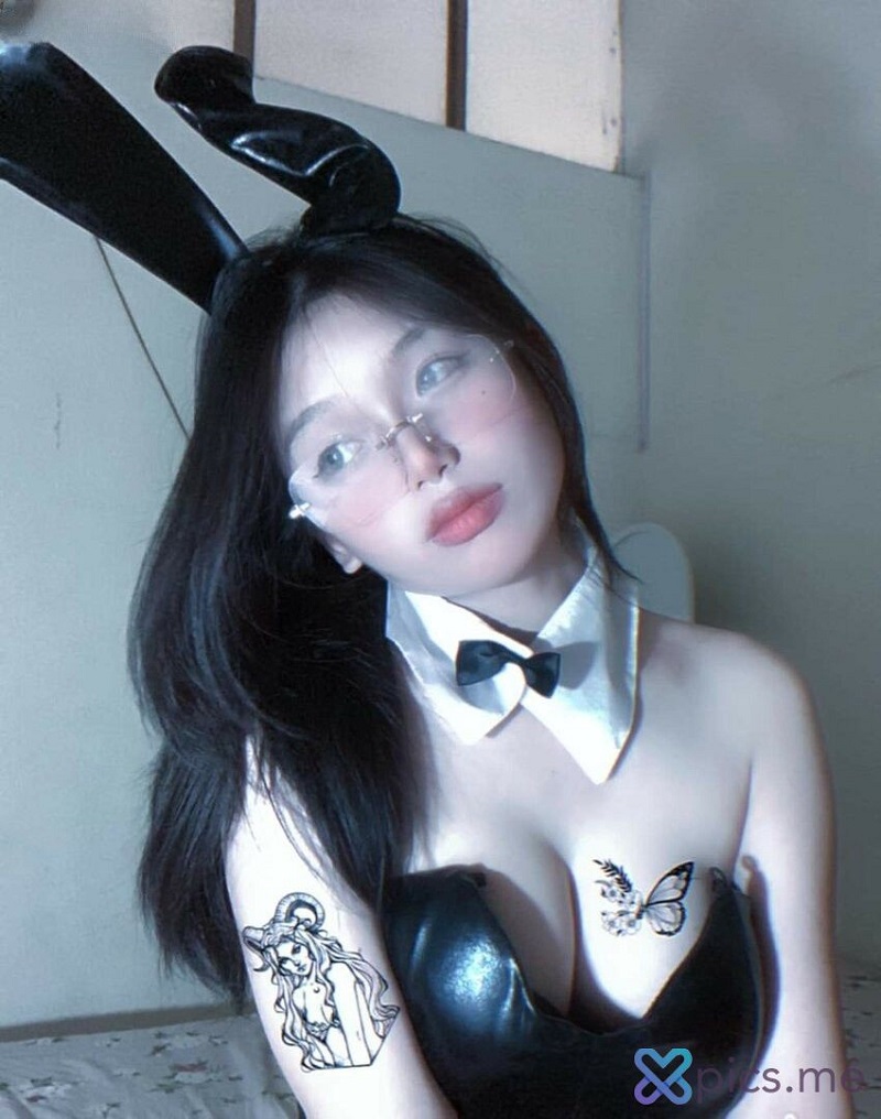 ảnh nude linh nhi 3