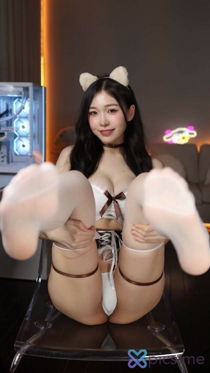 ảnh nude meriol chan onlyfans leak 10
