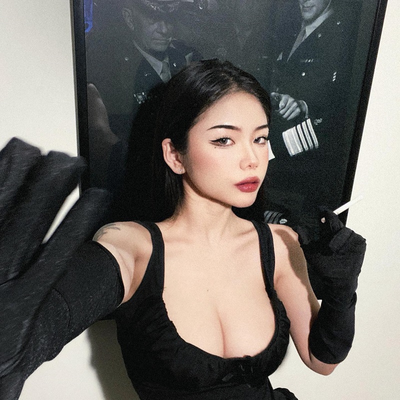 ảnh nude khúc thị hương 10