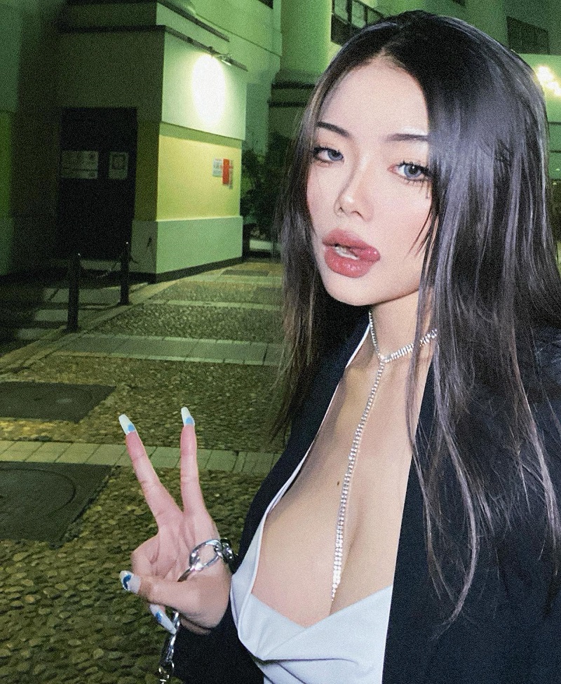 ảnh nude khúc thị hương 12