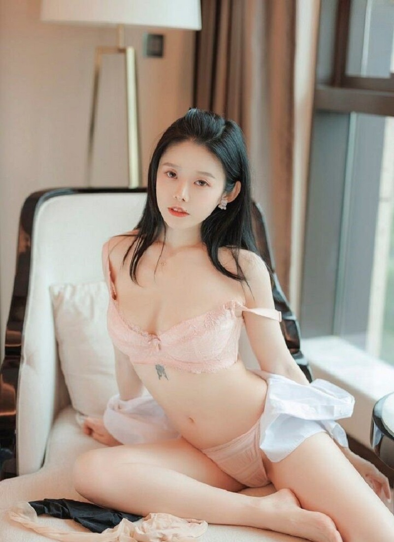 ảnh nude luvian 31