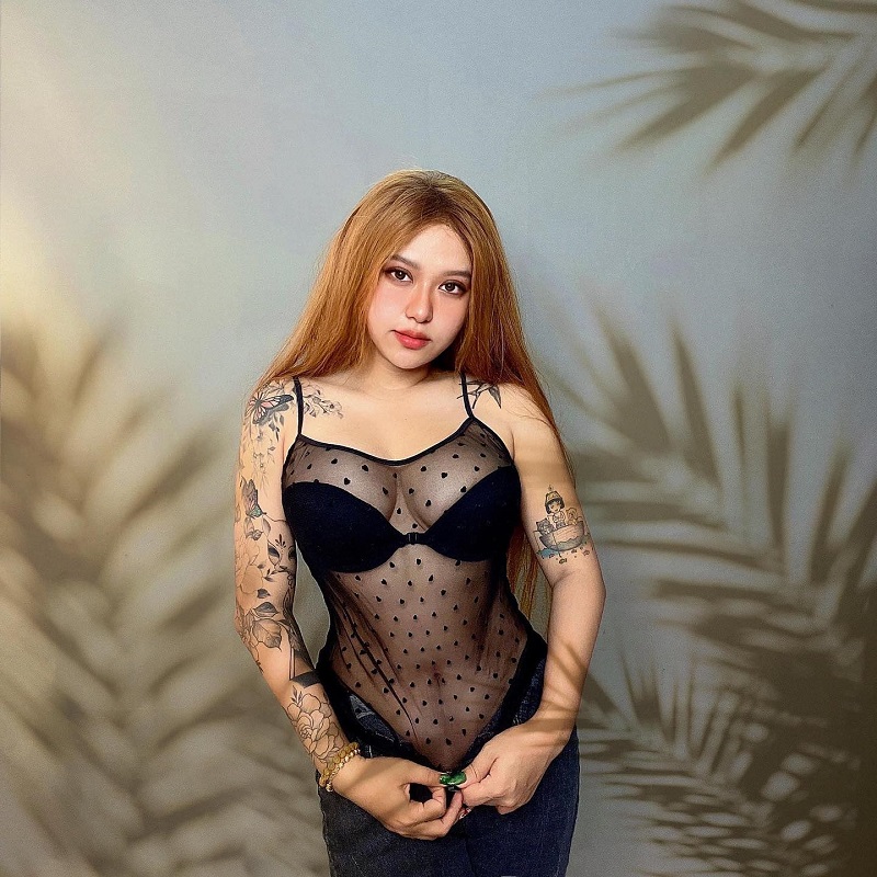 ảnh nude suzie nguyễn 21