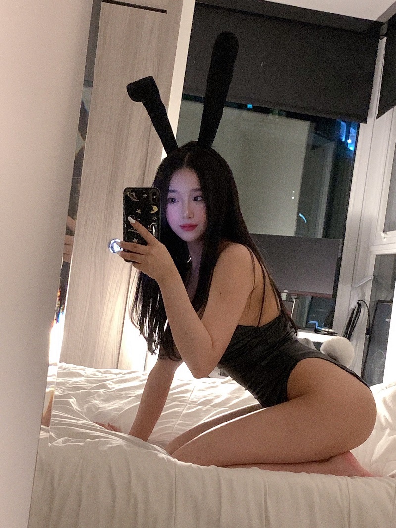 ảnh nude yeona 28